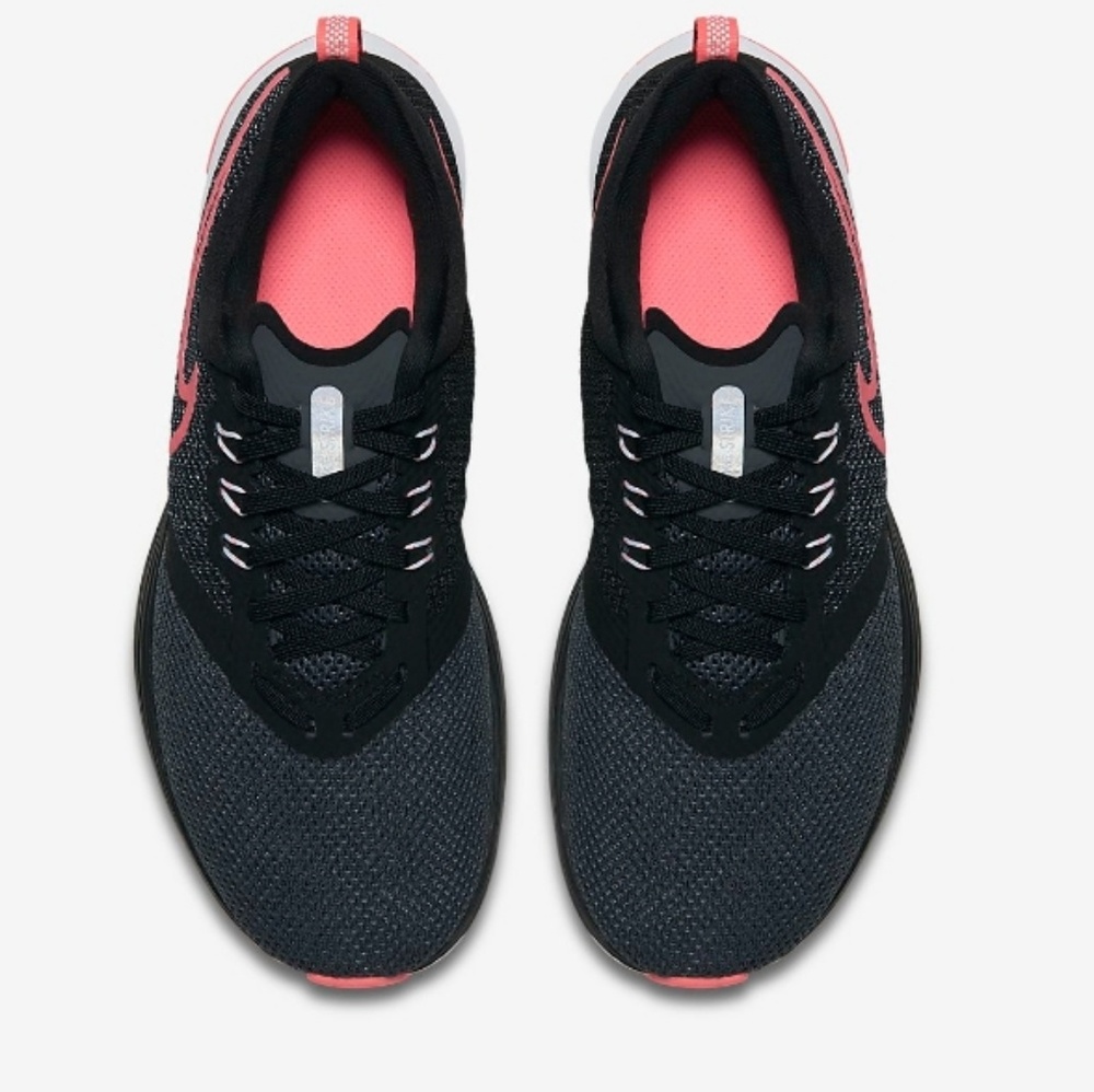 Nike Air Zoom Strike Womens Shoes - Picture 4 of 8